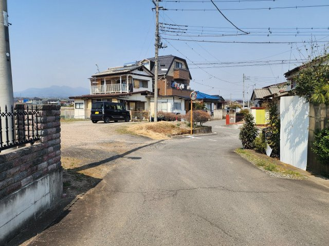 高崎市金井淵町売土地の前面道路含む現地写真