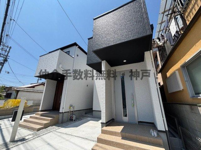 【外観】 | 神戸市垂水区中道5丁目　新築戸建1号棟　仲介手数料無料！ | 外はこのようになっています