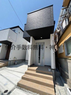 【外観】 | 神戸市垂水区中道5丁目　新築戸建1号棟　仲介手数料無料！ | 外はこのようになっています