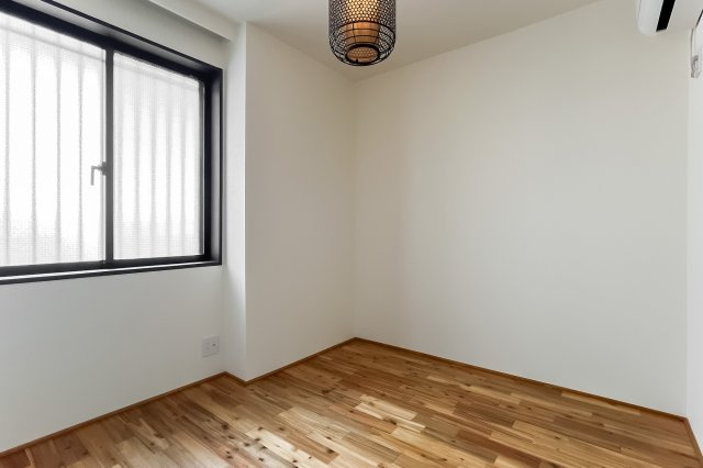 エクセラージュ片瀬江ノ島の洋室