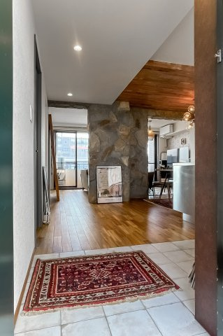 エクセラージュ片瀬江ノ島の玄関