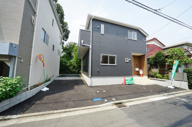 【横浜市瀬谷区阿久和西3丁目21-7新築戸建て】★仲介手数料無料★（原小学校・原中学校）の外観