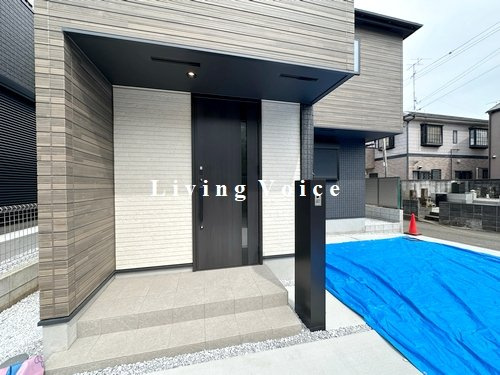 【玄関】 | 【仲介手数料０円】相模原市第3中央区淵野辺本町　新築一戸建て　3号棟　全3棟 | 相模原市第3中央区淵野辺本町　新築一戸建て　全3棟