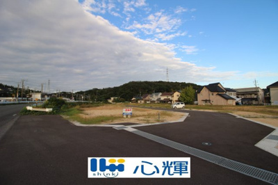 【前面道路含む現地写真】 | 心輝タウン西宇部／土地・７５坪（１０号地） | 現地(2025年10月15日撮影）