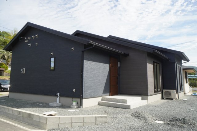 みやま市山川町尾野の新築一戸建の外観|類似物件写真　※色などが相違する場合があります