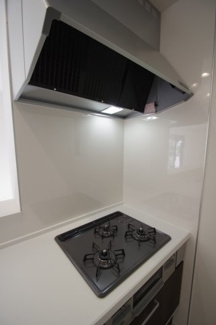 【キッチン】 | 【仲介手数料無料！！】稲城市平尾2丁目　新築戸建て（全2棟）1号棟　4899万円