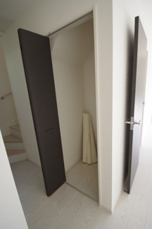 【収納】 | 【仲介手数料無料！！】稲城市平尾2丁目　新築戸建て（全2棟）1号棟　4899万円