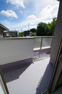 【バルコニー】 | 【仲介手数料無料！！】稲城市平尾2丁目　新築戸建て（全2棟）1号棟　4899万円