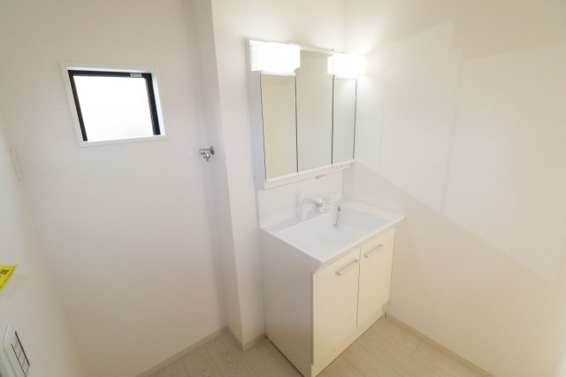 郡山市静西１丁目　　　  １号棟　　　大成小学校、郡山第７中学区　の浴室