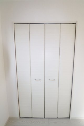 郡山市静西１丁目　　　  １号棟　　　大成小学校、郡山第７中学区　の収納