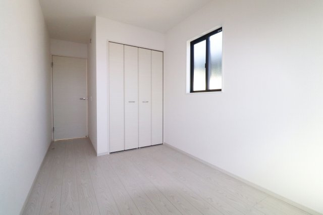 郡山市静西１丁目　　　  １号棟　　　大成小学校、郡山第７中学区　の収納