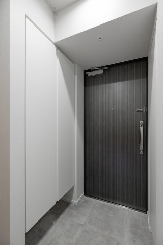 ジオエント町屋の玄関