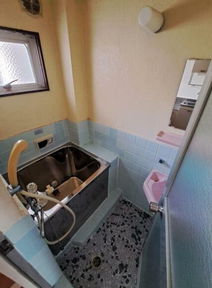 三山マンションの浴室