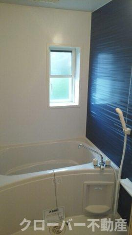 サン　リバーＤの浴室