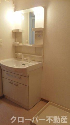 【洗面所】 | サン　リバーＤ