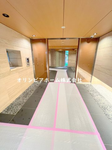 リビオ人形町日本橋浜町グリーンテラス　5階のエントランス