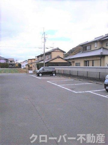 サンパティーク　Ａの駐車場