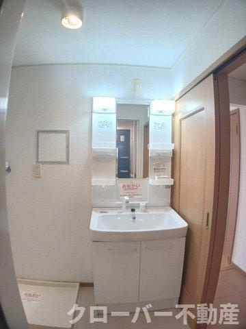 サン　リバーＣの洗面所