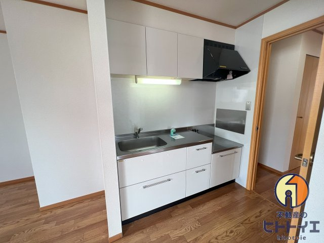 エムズプラザのキッチン|コンパクトなキッチンで掃除もラクラク