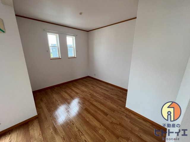 エムズプラザの居間・リビング