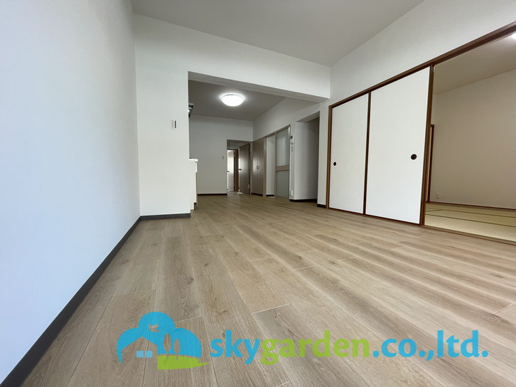 湘南ハイムＦＷ棟の居間・リビング