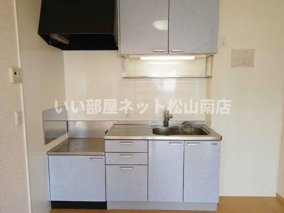 【キッチン】 | フローラ新町