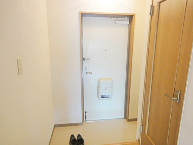 グランディール１の玄関|シンプルで使いやすい玄関です