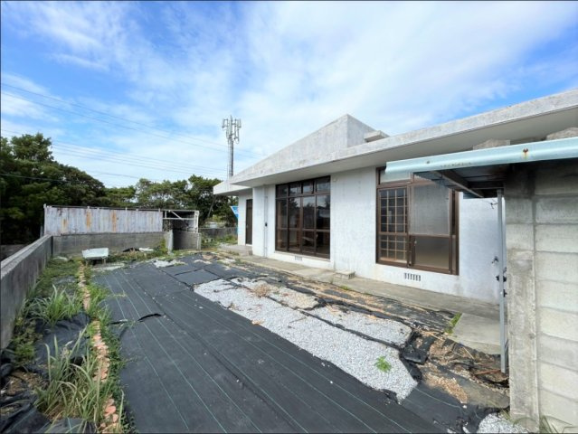 うるま市与那城屋慶名　戸建て