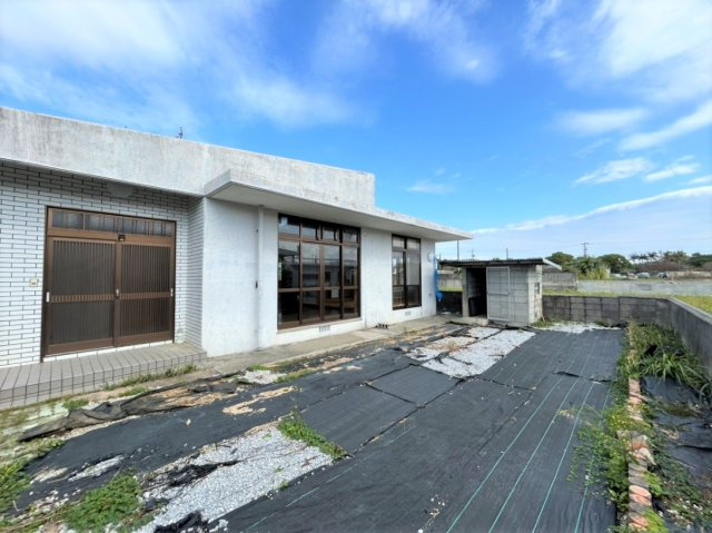 うるま市与那城屋慶名　戸建て