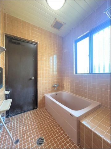 うるま市与那城屋慶名　戸建て