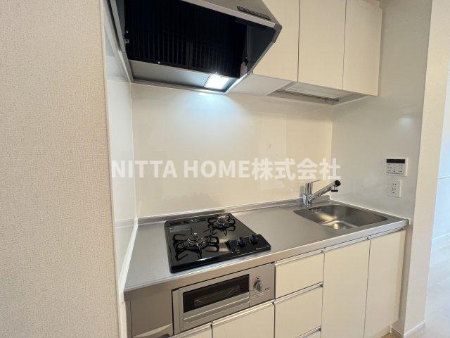 フェリスＣのキッチン|お部屋を広々と使えるオープンキッチンです＊