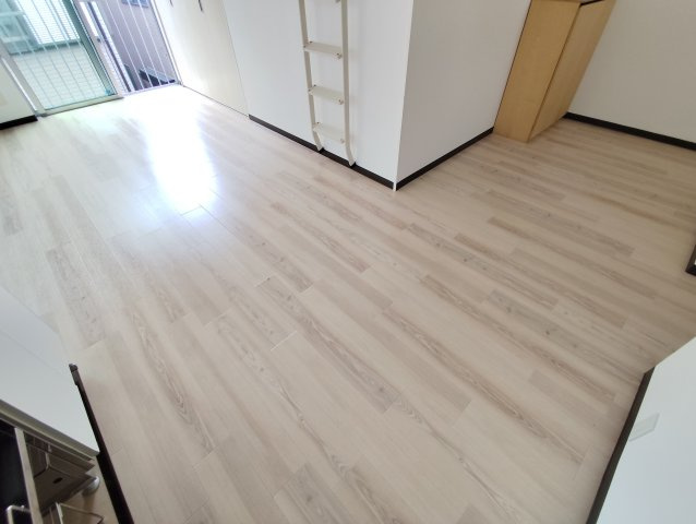 S-Frontの内装
