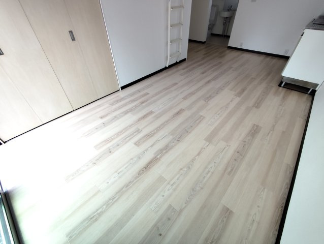 S-Frontの玄関