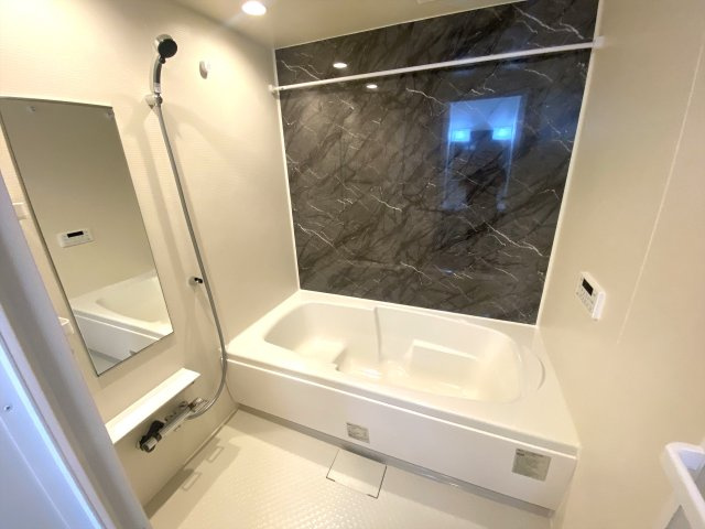 ファミリアメゾン　Ⅲの浴室