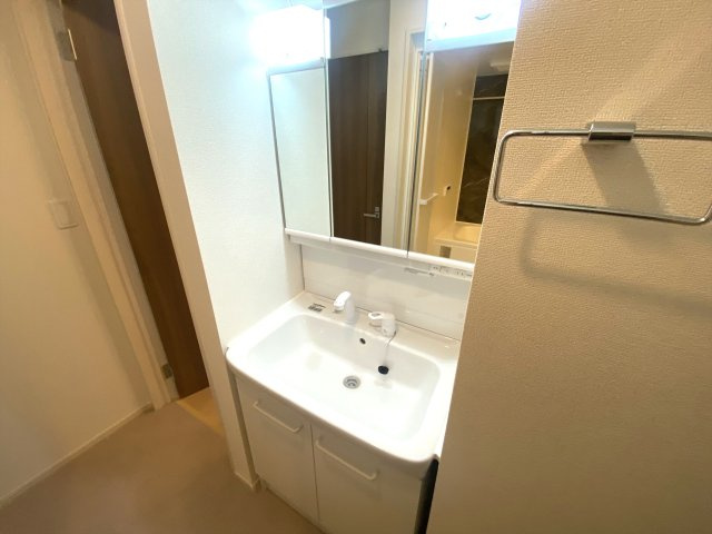 ファミリアメゾン　Ⅲの独立洗面台