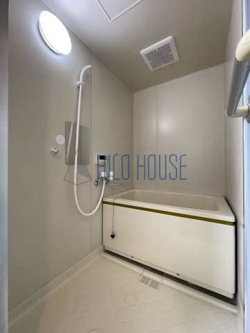 メゾン志藤Bの浴室