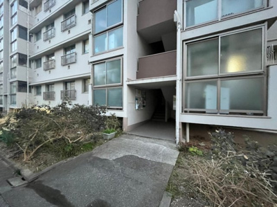 【エントランス】 | 明舞12団地43号棟