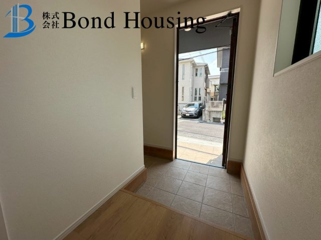 JR垂水駅徒歩12分・周辺環境充実　中道2期　2号棟の玄関