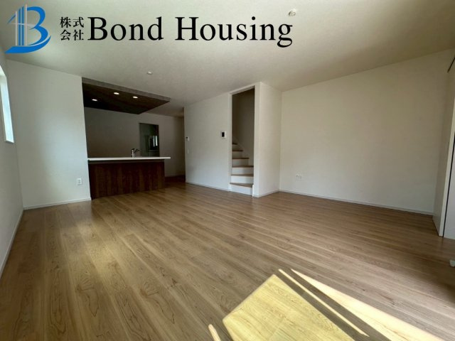 JR垂水駅徒歩12分・周辺環境充実　中道2期　2号棟の居間・リビング