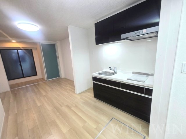 イターナル伊藤 Ⅱのキッチン|イメージ（同施工会社同一モデルの写真です）