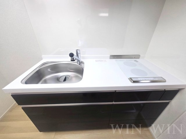 イターナル伊藤 Ⅱのキッチン|イメージ（同施工会社同一モデルの写真です）