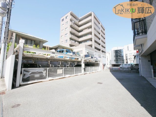 ネオグランデ坂田町・姫路駅北　10階の駐車場