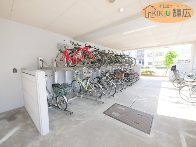 【駐輪場】 | ネオグランデ坂田町・姫路駅北　10階