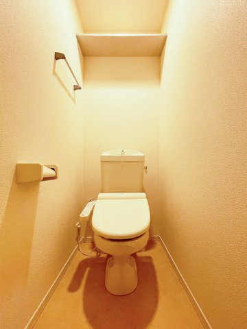 ディアコート六甲のトイレ|清潔感のあるトイレです