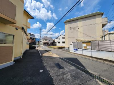 チェリーブロッサム嵯峨野の周辺|前面道路