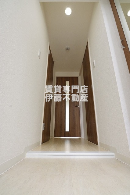 Wコート城西の玄関