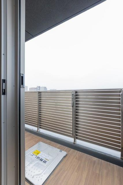 ジオエント町屋のバルコニー