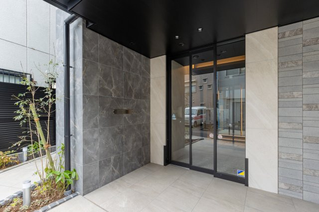 ジオエント町屋のエントランス