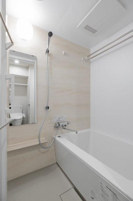 ジオエント町屋の浴室