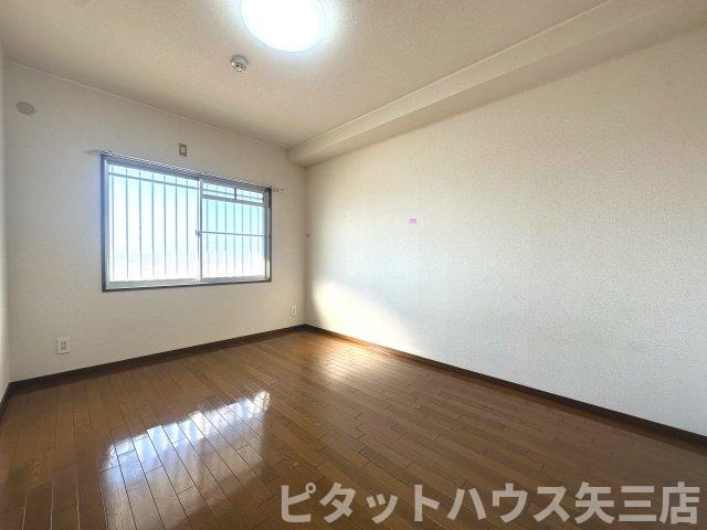 KTハイツの居間・リビング|おしゃれなリビングです